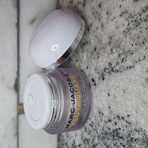 Marc Jacobs Youthquake Coconut Creme